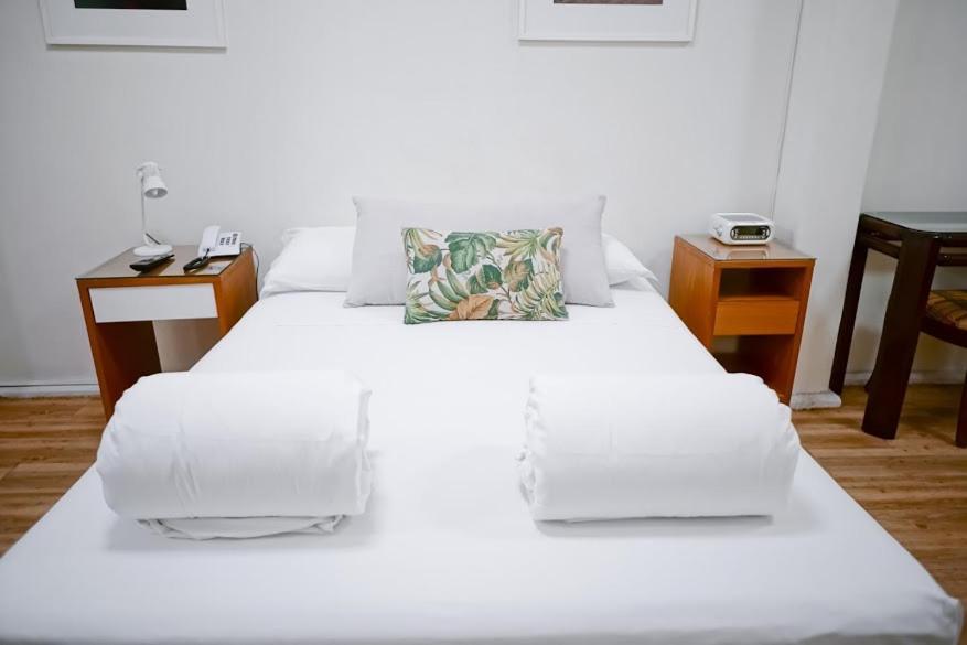 Kitnet Anibal De Mendonca Ipanema Apartment